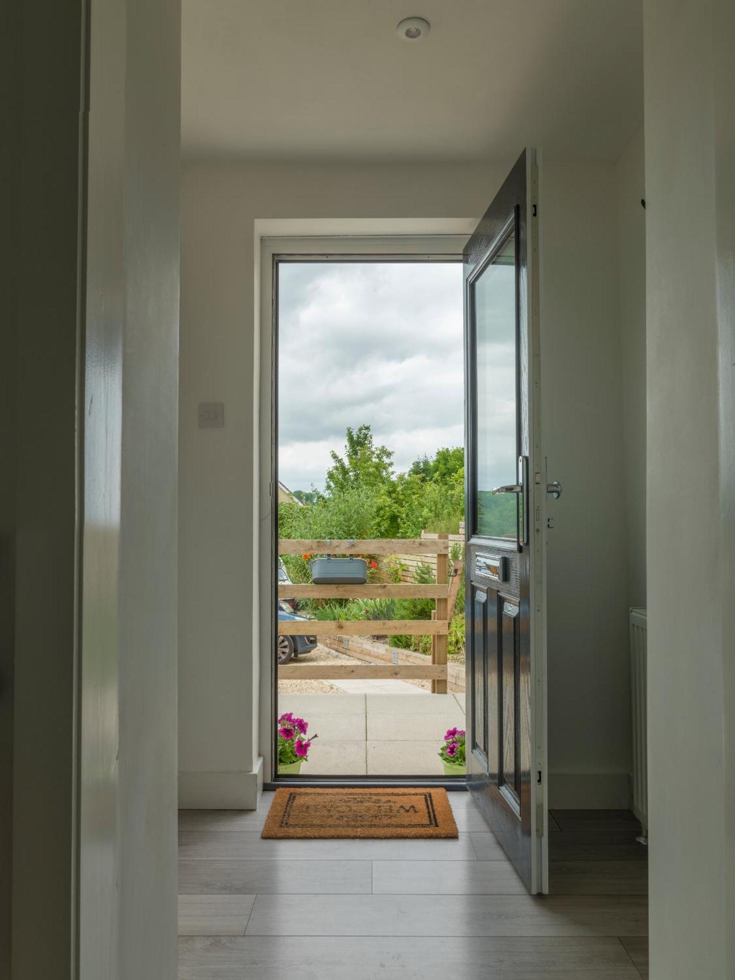 Stunning Modern Apartment In The Cotswolds Chalford Extérieur photo