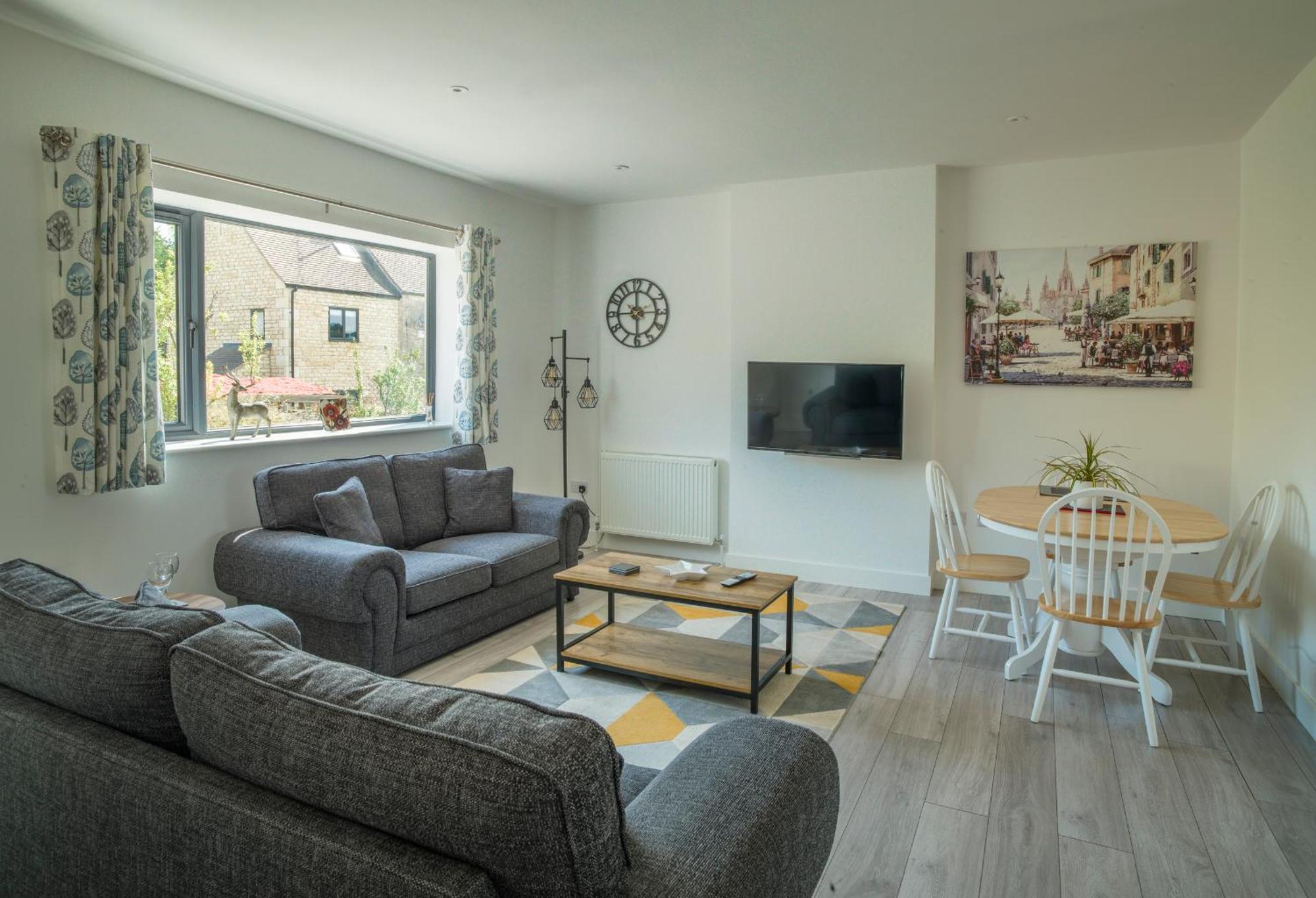 Stunning Modern Apartment In The Cotswolds Chalford Extérieur photo