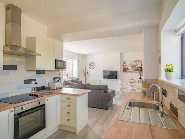 Stunning Modern Apartment In The Cotswolds Chalford Extérieur photo